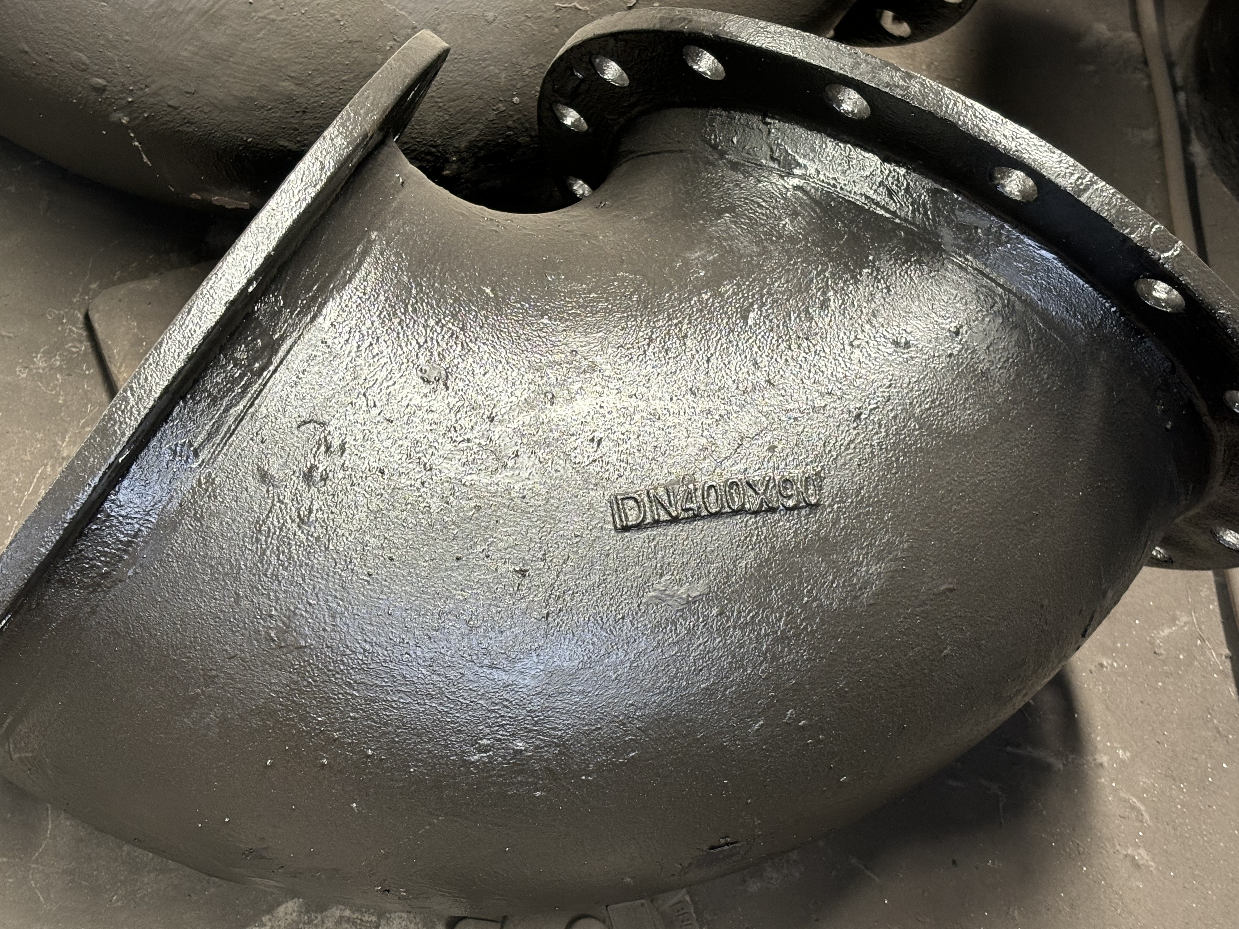 Introduction aux raccords de tuyauterie en fonte ductile : coudes et tés